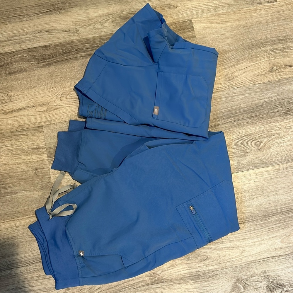 FIGS celi blue scrub set (used less than a handful of times)